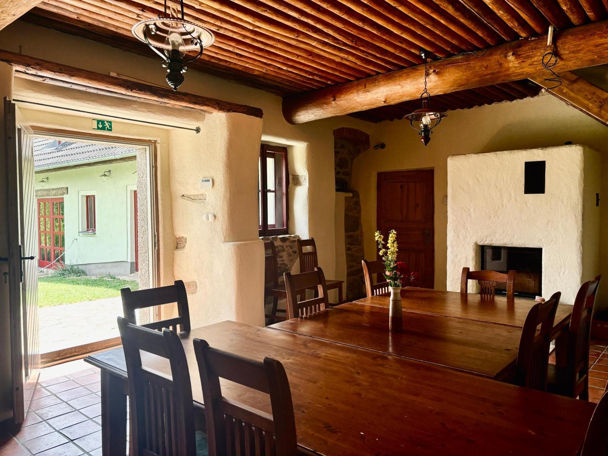 Apartmany Penzion Katerina Nadejkov Ngoại thất bức ảnh